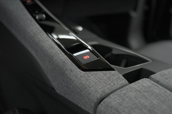 Peugeot 5008 HYbrid 145 e-DCS6 GT | Panoramadak | Camera | Elektrische Achterklep | Adaptieve Cruise Control