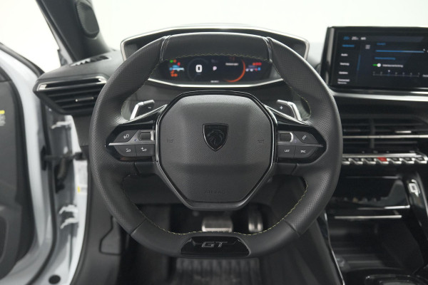 Peugeot 2008 PureTech 130 EAT8 GT | Camera | Apple Carplay | Parkeersensoren Peugeot 2008 PureTech 130 EAT8 GT | Camera | Apple Carplay | Parkeersensoren