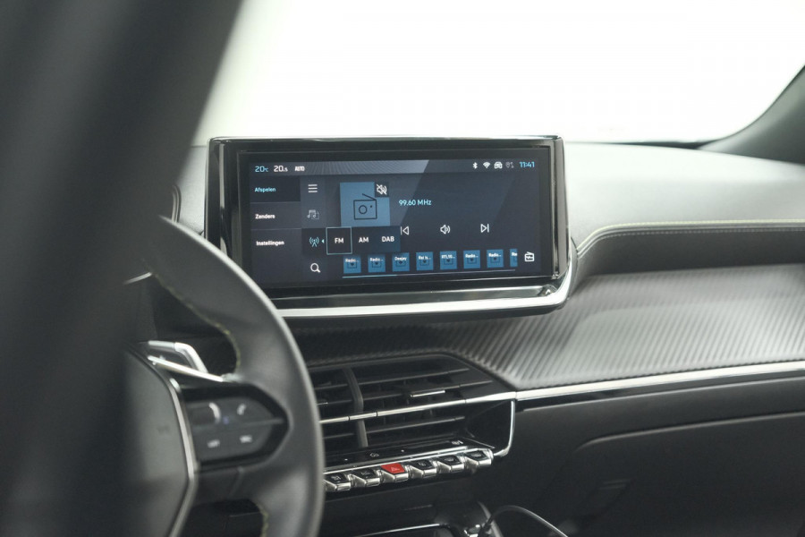 Peugeot 2008 PureTech 130 EAT8 GT | Camera | Apple Carplay | Parkeersensoren Peugeot 2008 PureTech 130 EAT8 GT | Camera | Apple Carplay | Parkeersensoren