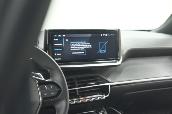 Peugeot 2008 PureTech 130 EAT8 GT | Camera | Apple Carplay | Parkeersensoren Peugeot 2008 PureTech 130 EAT8 GT | Camera | Apple Carplay | Parkeersensoren