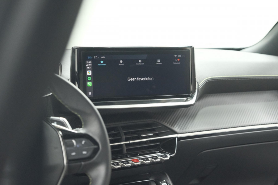 Peugeot 2008 PureTech 130 EAT8 GT | Camera | Apple Carplay | Parkeersensoren Peugeot 2008 PureTech 130 EAT8 GT | Camera | Apple Carplay | Parkeersensoren
