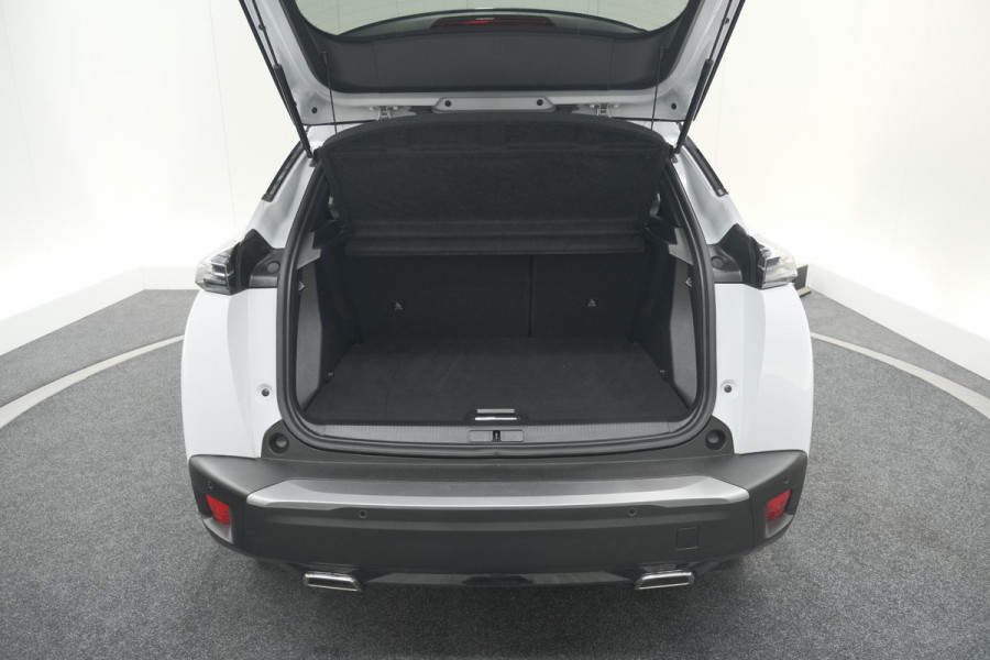 Peugeot 2008 PureTech 130 EAT8 GT | Camera | Apple Carplay | Parkeersensoren Peugeot 2008 PureTech 130 EAT8 GT | Camera | Apple Carplay | Parkeersensoren