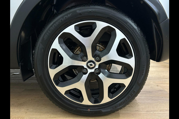 Renault Captur Occasion 0.9 TCe Intens | Grijs | Airco | Tweedehands Renault Captur | Cruisecontrol | Bluetooth audio Renault Captur Occasion 0.9 TCe Intens | Grijs | Airco | Tweedehands Renault Captur | Cruisecontrol | Bluetooth audio