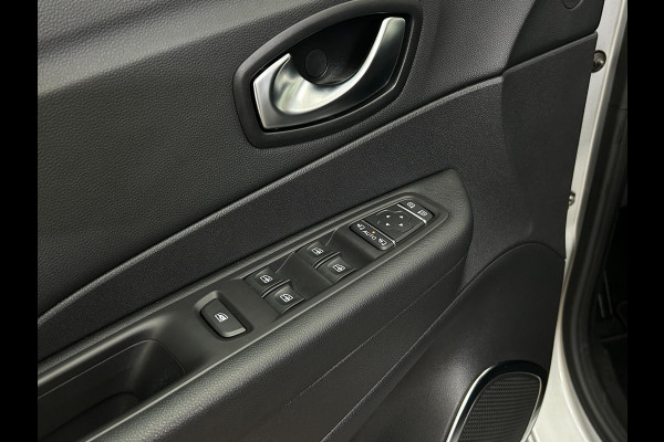 Renault Captur Occasion 0.9 TCe Intens | Grijs | Airco | Tweedehands Renault Captur | Cruisecontrol | Bluetooth audio Renault Captur Occasion 0.9 TCe Intens | Grijs | Airco | Tweedehands Renault Captur | Cruisecontrol | Bluetooth audio
