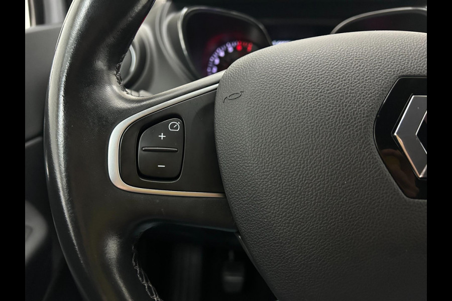Renault Captur Occasion 0.9 TCe Intens | Grijs | Airco | Tweedehands Renault Captur | Cruisecontrol | Bluetooth audio Renault Captur Occasion 0.9 TCe Intens | Grijs | Airco | Tweedehands Renault Captur | Cruisecontrol | Bluetooth audio