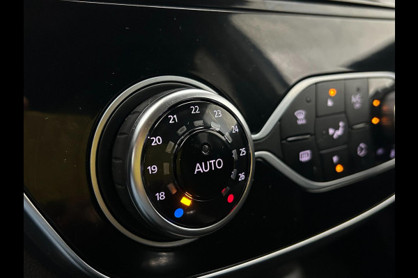 Renault Captur Occasion 0.9 TCe Intens | Grijs | Airco | Tweedehands Renault Captur | Cruisecontrol | Bluetooth audio Renault Captur Occasion 0.9 TCe Intens | Grijs | Airco | Tweedehands Renault Captur | Cruisecontrol | Bluetooth audio