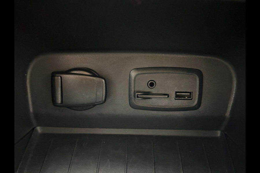 Renault Captur Occasion 0.9 TCe Intens | Grijs | Airco | Tweedehands Renault Captur | Cruisecontrol | Bluetooth audio Renault Captur Occasion 0.9 TCe Intens | Grijs | Airco | Tweedehands Renault Captur | Cruisecontrol | Bluetooth audio