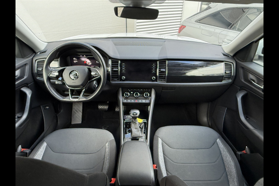 Škoda Kodiaq 1.5 TSI Sportline Business | 125 Years | Apple Carplay | Camera Škoda Kodiaq 1.5 TSI Sportline Business | 125 Years | Apple Carplay | Camera