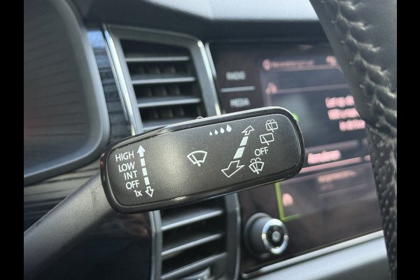 Škoda Kodiaq 1.5 TSI Sportline Business | 125 Years | Apple Carplay | Camera Škoda Kodiaq 1.5 TSI Sportline Business | 125 Years | Apple Carplay | Camera