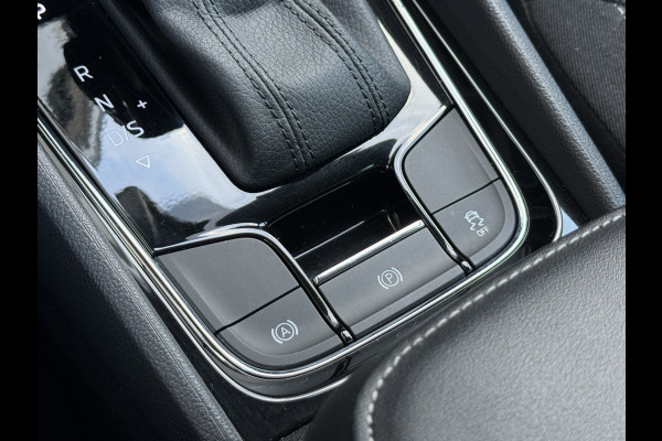 Škoda Kodiaq 1.5 TSI Sportline Business | 125 Years | Apple Carplay | Camera Škoda Kodiaq 1.5 TSI Sportline Business | 125 Years | Apple Carplay | Camera