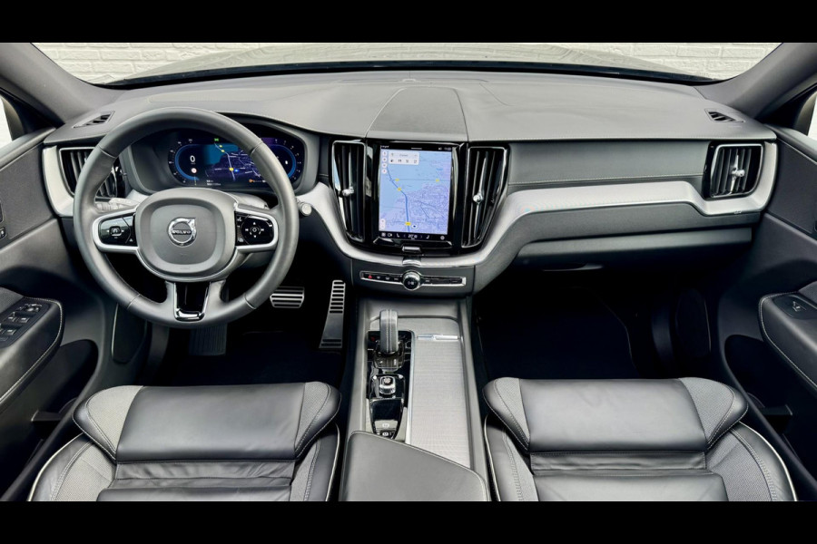 Volvo XC60 2.0 B5 Inscription Panorama dak Trekhaak Camera Adaptieve cruise 21inch Volvo XC60 2.0 B5 Inscription Panorama dak Trekhaak Camera Adaptieve cruise 21inch