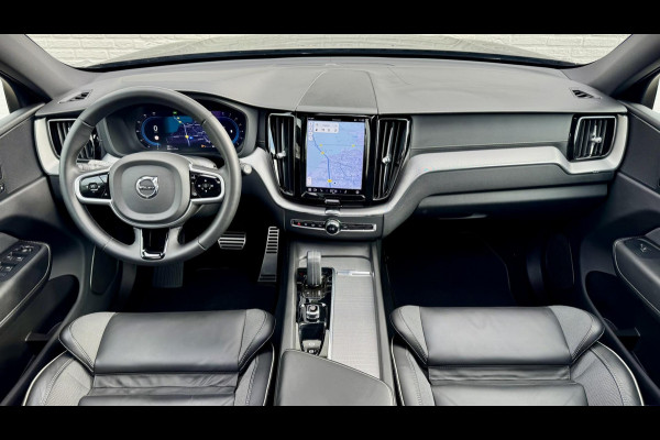 Volvo XC60 2.0 B5 Inscription Panorama dak Trekhaak Camera Adaptieve cruise 21inch Volvo XC60 2.0 B5 Inscription Panorama dak Trekhaak Camera Adaptieve cruise 21inch