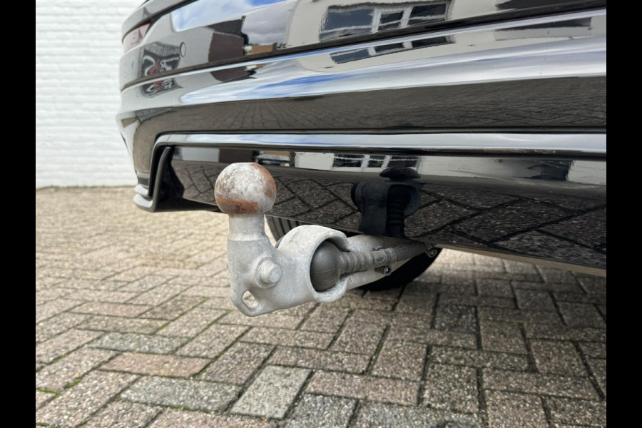 Volvo XC60 2.0 B5 Inscription Panorama dak Trekhaak Camera Adaptieve cruise 21inch Volvo XC60 2.0 B5 Inscription Panorama dak Trekhaak Camera Adaptieve cruise 21inch