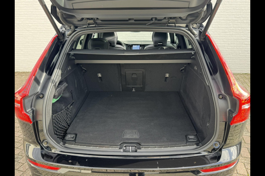 Volvo XC60 2.0 B5 Inscription Panorama dak Trekhaak Camera Adaptieve cruise 21inch Volvo XC60 2.0 B5 Inscription Panorama dak Trekhaak Camera Adaptieve cruise 21inch