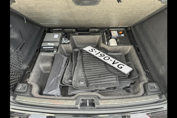 Volvo XC60 2.0 B5 Inscription Panorama dak Trekhaak Camera Adaptieve cruise 21inch Volvo XC60 2.0 B5 Inscription Panorama dak Trekhaak Camera Adaptieve cruise 21inch