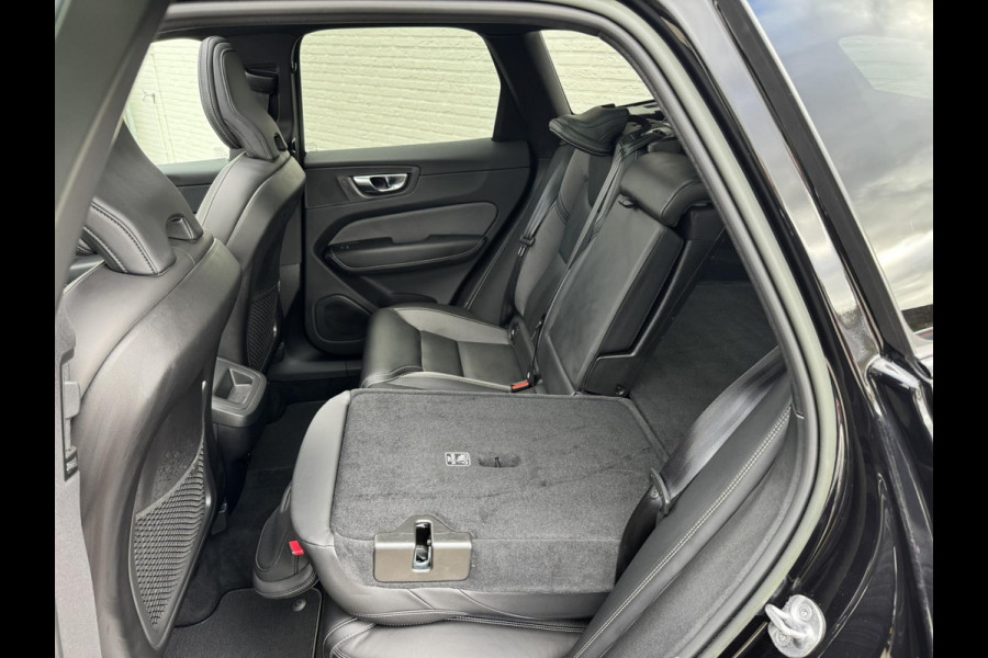 Volvo XC60 2.0 B5 Inscription Panorama dak Trekhaak Camera Adaptieve cruise 21inch Volvo XC60 2.0 B5 Inscription Panorama dak Trekhaak Camera Adaptieve cruise 21inch