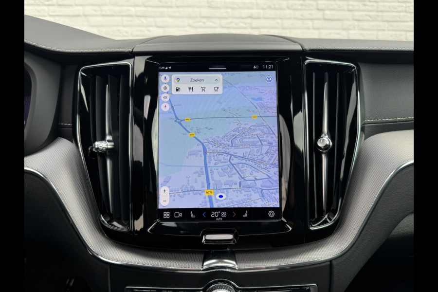 Volvo XC60 2.0 B5 Inscription Panorama dak Trekhaak Camera Adaptieve cruise 21inch Volvo XC60 2.0 B5 Inscription Panorama dak Trekhaak Camera Adaptieve cruise 21inch