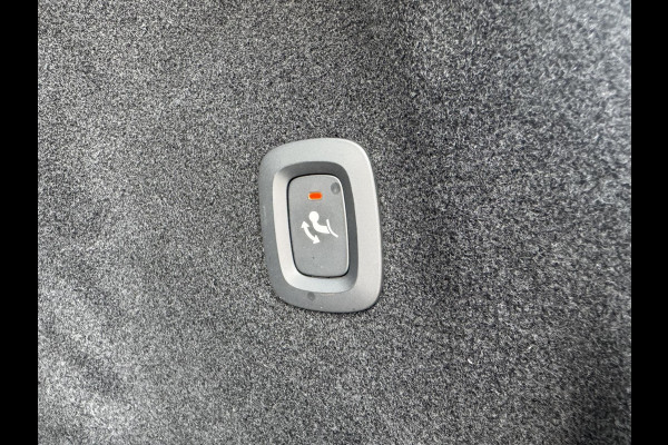 Volvo XC60 2.0 B5 Inscription Panorama dak Trekhaak Camera Adaptieve cruise 21inch Volvo XC60 2.0 B5 Inscription Panorama dak Trekhaak Camera Adaptieve cruise 21inch