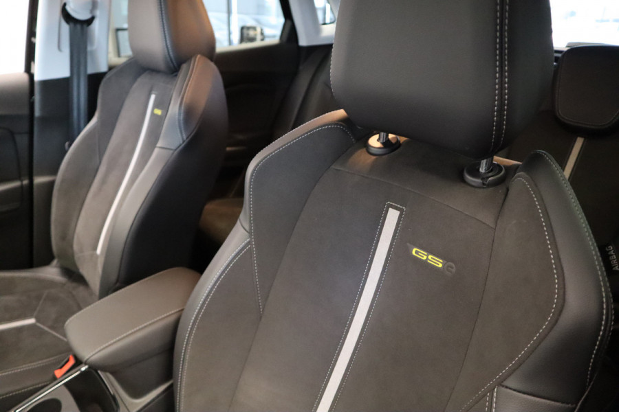 Opel Grandland 1.6 Turbo Plug-In Hybrid 4x4 GSe Cruise/Climate Blindspot PDC Keyless Entry/Go 300PK! Opel Grandland 1.6 Turbo Plug-In Hybrid 4x4 GSe Cruise/Climate Blindspot PDC Keyless Entry/Go 300PK!