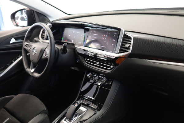 Opel Grandland 1.6 Turbo Plug-In Hybrid 4x4 GSe Cruise/Climate Blindspot PDC Keyless Entry/Go 300PK! Opel Grandland 1.6 Turbo Plug-In Hybrid 4x4 GSe Cruise/Climate Blindspot PDC Keyless Entry/Go 300PK!