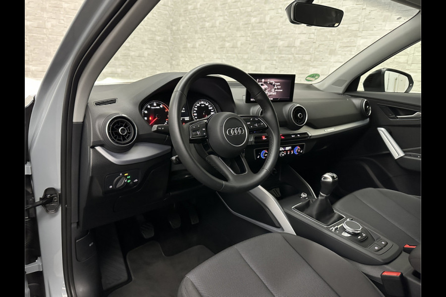 Audi Q2 30 TFSI 110PK | Camera | LED | Stoelverwarming | Climate Control | BOVAG Garantie | Getint Glas | Zwarte Sierdelen | DAB | Cruise Control | Parkeersensoren V+A | Audi Q2 30 TFSI 110PK | Camera | LED | Stoelverwarming | Climate Control | BOVAG Garantie | Getint Glas | Zwarte Sierdelen | DAB | Cruise Control | Parkeersensoren V+A |