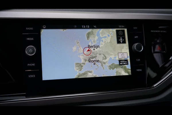 Volkswagen Polo 1.0 TSI R-Line AUTOMAAT-ACC-CARPLAY-CLIMA-FULL LED-NAVIGATIE-STOELVERWARMING Volkswagen Polo 1.0 TSI R-Line AUTOMAAT-ACC-CARPLAY-CLIMA-FULL LED-NAVIGATIE-STOELVERWARMING