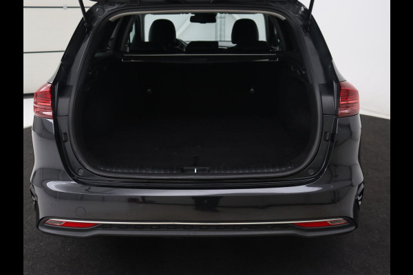 Kia Ceed 1.0 T-GDi DynamicPlusLine | Trekhaak | Stoel & stuurverwarming | Camera | Carplay | Navigatie | Climate control | Parkeerhulp | Cruise control | Half leder Kia Ceed 1.0 T-GDi DynamicPlusLine | Trekhaak | Stoel & stuurverwarming | Camera | Carplay | Navigatie | Climate control | Parkeerhulp | Cruise control | Half leder