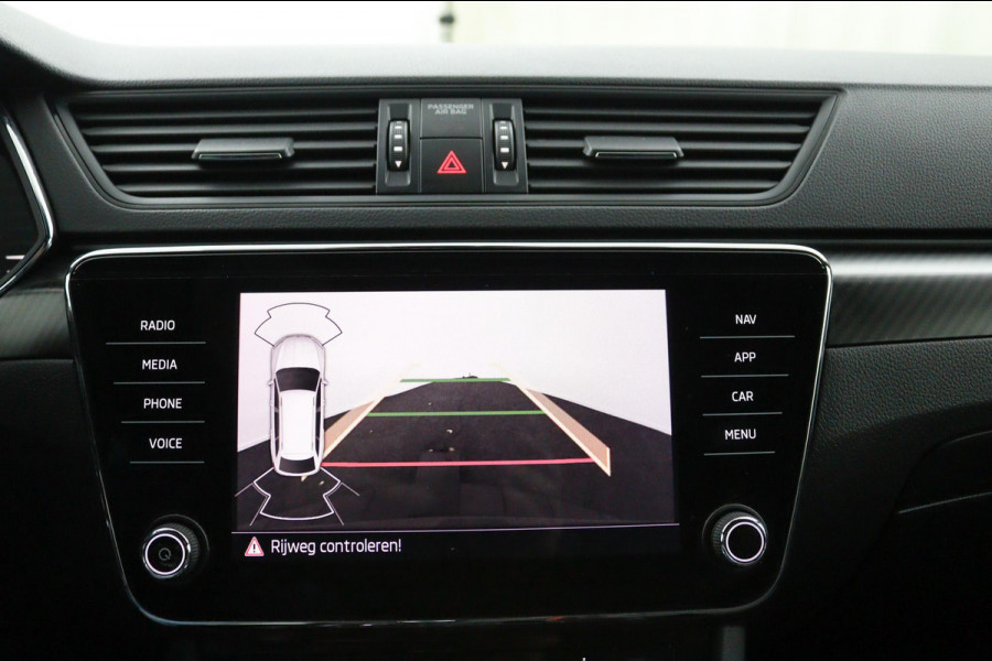 Škoda Superb Combi 1.4 TSI iV Sportline*AUTOM.*ACC*CAM*ECC*CARPLAY*