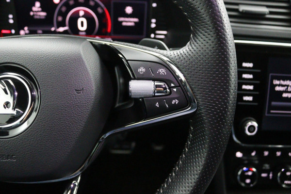 Škoda Superb Combi 1.4 TSI iV Sportline*AUTOM.*ACC*CAM*ECC*CARPLAY*