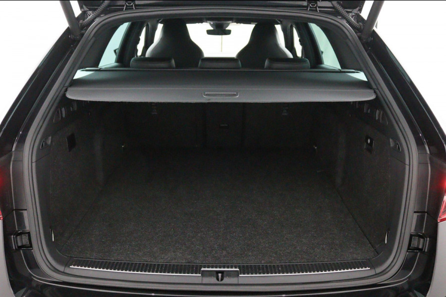 Škoda Superb Combi 1.4 TSI iV Sportline*AUTOM.*ACC*CAM*ECC*CARPLAY*