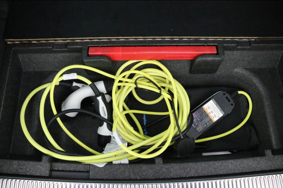 Škoda Superb Combi 1.4 TSI iV Sportline*AUTOM.*ACC*CAM*ECC*CARPLAY*