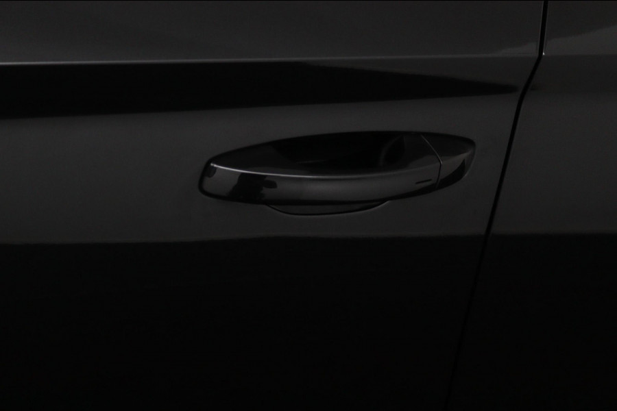 Škoda Superb Combi 1.4 TSI iV Sportline*AUTOM.*ACC*CAM*ECC*CARPLAY*