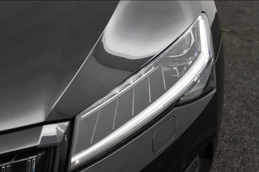 Škoda Superb Combi 1.4 TSI iV Sportline*AUTOM.*ACC*CAM*ECC*CARPLAY*