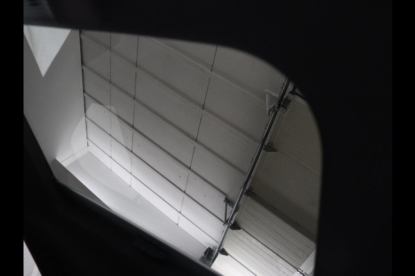 Volkswagen Golf 1.5 TSI R-Line | Panoramadak | Carplay | Sportstoelen | Navigatie | Adaptive cruise | Parkeerhulp | File Assistent | Full LED