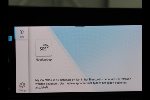 Volkswagen Golf 1.5 TSI R-Line | Panoramadak | Carplay | Sportstoelen | Navigatie | Adaptive cruise | Parkeerhulp | File Assistent | Full LED