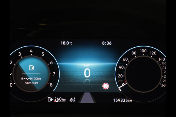 Volkswagen Golf 1.5 TSI R-Line | Panoramadak | Carplay | Sportstoelen | Navigatie | Adaptive cruise | Parkeerhulp | File Assistent | Full LED