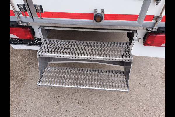 Mercedes-Benz Sprinter 314 CDI AUTM. EURO 6 KOELWAGEN / VRIESWAGEN THERMO KING Airco Achteruitrijcamera Verwarmdevoorstoel Mercedes-Benz Sprinter 314 CDI AUTM. EURO 6 KOELWAGEN / VRIESWAGEN THERMO KING Airco Achteruitrijcamera Verwarmdevoorstoel