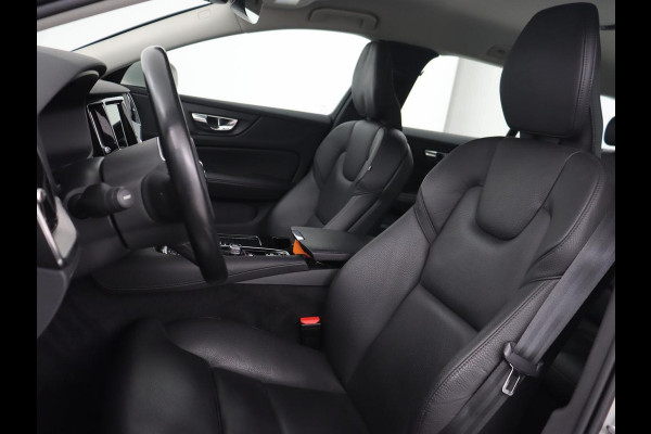 Volvo V60 2.0 T6 AWD Recharge Inscription | Trekhaak | Stoel & stuurverwarming | Leder | Adaptive cruise | Memory | Carplay | Navigatie | Camera | PHEV | Plug In Volvo V60 2.0 T6 AWD Recharge Inscription | Trekhaak | Stoel & stuurverwarming | Leder | Adaptive cruise | Memory | Carplay | Navigatie | Camera | PHEV | Plug In