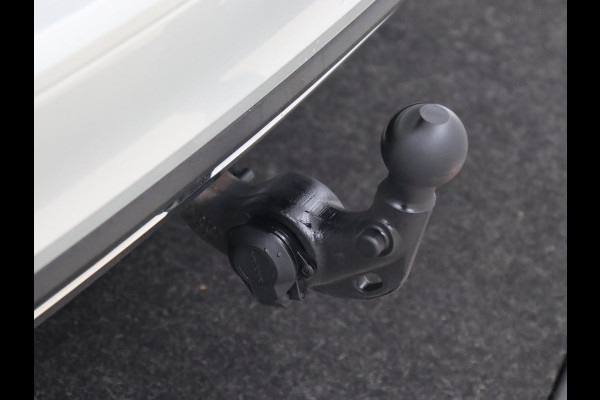 Volvo V60 2.0 T6 AWD Recharge Inscription | Trekhaak | Stoel & stuurverwarming | Leder | Adaptive cruise | Memory | Carplay | Navigatie | Camera | PHEV | Plug In Volvo V60 2.0 T6 AWD Recharge Inscription | Trekhaak | Stoel & stuurverwarming | Leder | Adaptive cruise | Memory | Carplay | Navigatie | Camera | PHEV | Plug In