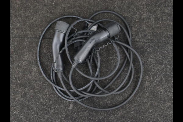 Volvo V60 2.0 T6 AWD Recharge Inscription | Trekhaak | Stoel & stuurverwarming | Leder | Adaptive cruise | Memory | Carplay | Navigatie | Camera | PHEV | Plug In Volvo V60 2.0 T6 AWD Recharge Inscription | Trekhaak | Stoel & stuurverwarming | Leder | Adaptive cruise | Memory | Carplay | Navigatie | Camera | PHEV | Plug In