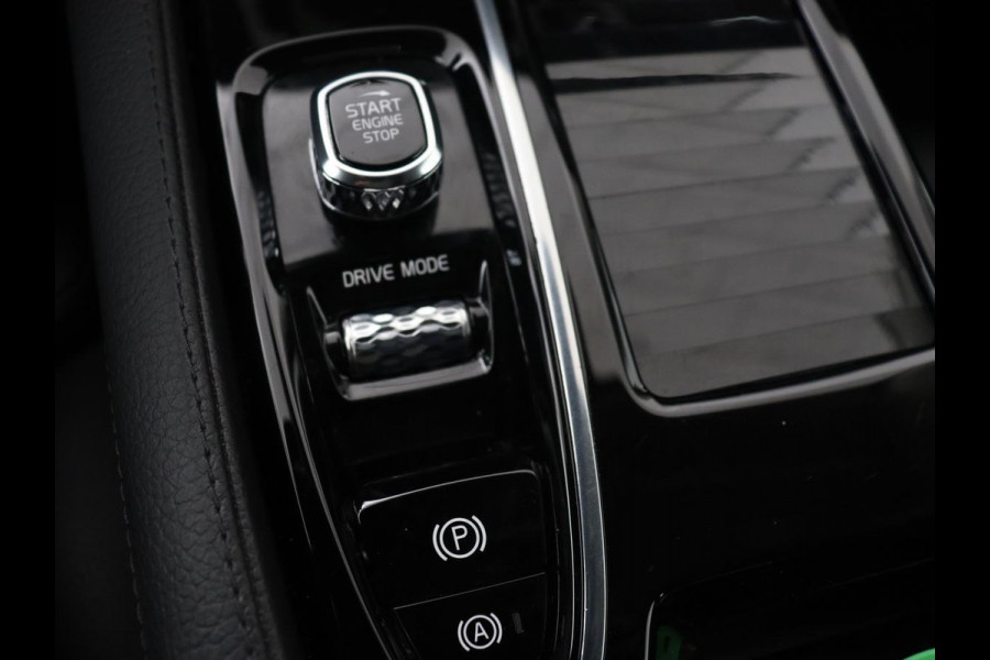 Volvo V60 2.0 T6 AWD Recharge Inscription | Trekhaak | Stoel & stuurverwarming | Leder | Adaptive cruise | Memory | Carplay | Navigatie | Camera | PHEV | Plug In Volvo V60 2.0 T6 AWD Recharge Inscription | Trekhaak | Stoel & stuurverwarming | Leder | Adaptive cruise | Memory | Carplay | Navigatie | Camera | PHEV | Plug In