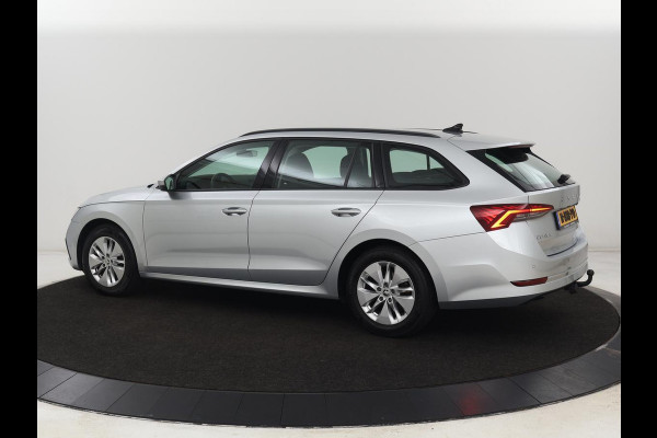 Škoda Octavia 1.0 e-TSI Business Edition | Stoelverwarming | Trekhaak | Camera | Carplay | Virtual Cockpit | Navigatie | Cruise control