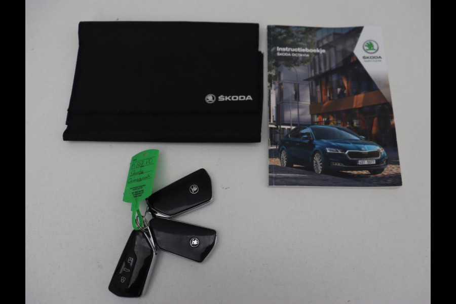 Škoda Octavia 1.0 e-TSI Business Edition | Stoelverwarming | Trekhaak | Camera | Carplay | Virtual Cockpit | Navigatie | Cruise control