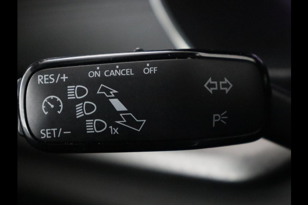 Škoda Octavia 1.0 e-TSI Business Edition | Stoelverwarming | Trekhaak | Camera | Carplay | Virtual Cockpit | Navigatie | Cruise control