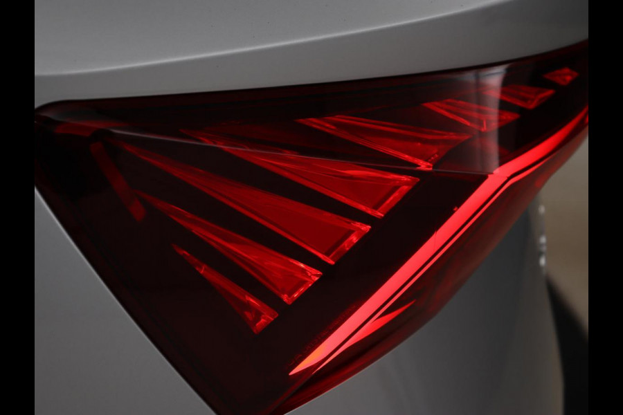 Škoda Octavia 1.0 e-TSI Business Edition | Stoelverwarming | Trekhaak | Camera | Carplay | Virtual Cockpit | Navigatie | Cruise control