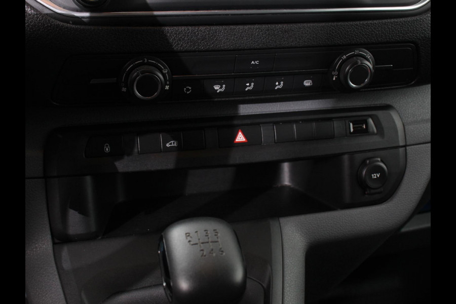 Peugeot Expert 1.5 BlueHDI Premium L2 | Navigatie | Apple carplay/Android Auto | DAB+ | 3zits | Airco | Cruise Control | Betimmering | Bumpers in kleur Peugeot Expert 1.5 BlueHDI Premium L2 | Navigatie | Apple carplay/Android Auto | DAB+ | 3zits | Airco | Cruise Control | Betimmering | Bumpers in kleur