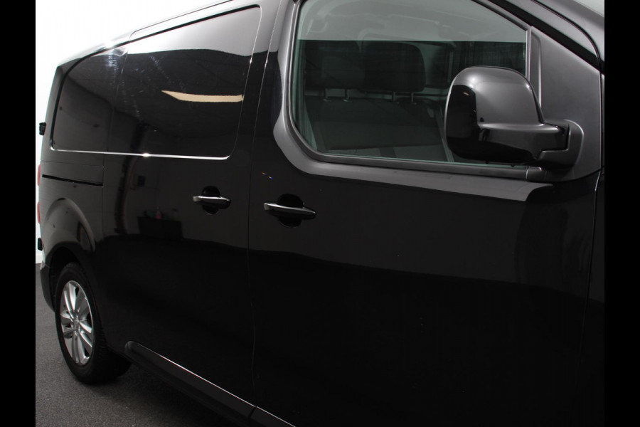 Peugeot Expert 1.5 BlueHDI Premium L2 | Navigatie | Apple carplay/Android Auto | DAB+ | 3zits | Airco | Cruise Control | Betimmering | Bumpers in kleur Peugeot Expert 1.5 BlueHDI Premium L2 | Navigatie | Apple carplay/Android Auto | DAB+ | 3zits | Airco | Cruise Control | Betimmering | Bumpers in kleur