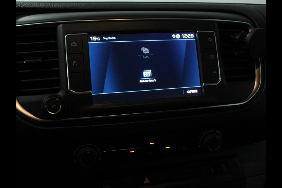 Peugeot Expert 1.5 BlueHDI Premium L2 | Navigatie | Apple carplay/Android Auto | DAB+ | 3zits | Airco | Cruise Control | Betimmering | Bumpers in kleur Peugeot Expert 1.5 BlueHDI Premium L2 | Navigatie | Apple carplay/Android Auto | DAB+ | 3zits | Airco | Cruise Control | Betimmering | Bumpers in kleur