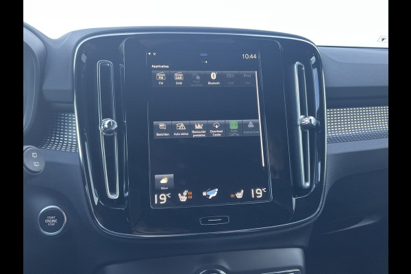 Volvo XC40 1.5 T5 262pk PHEV Recharge R-Design Elek.Trekhaak Leer Stoel/Stuurverw Adap.Cruise NL-Auto!