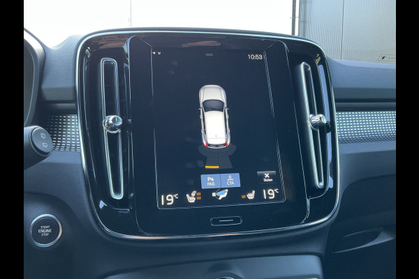 Volvo XC40 1.5 T5 262pk PHEV Recharge R-Design Elek.Trekhaak Leer Stoel/Stuurverw Adap.Cruise NL-Auto!